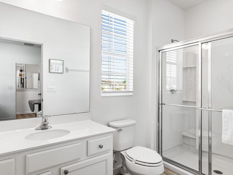 High-quality bathrooms designed for your comfort.
