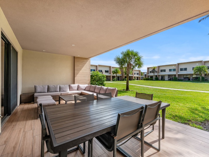 Fire up the grill and enjoy a delicious meal in your private outdoor dining area!