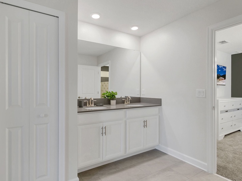 Beautiful high quality Bathrooms.