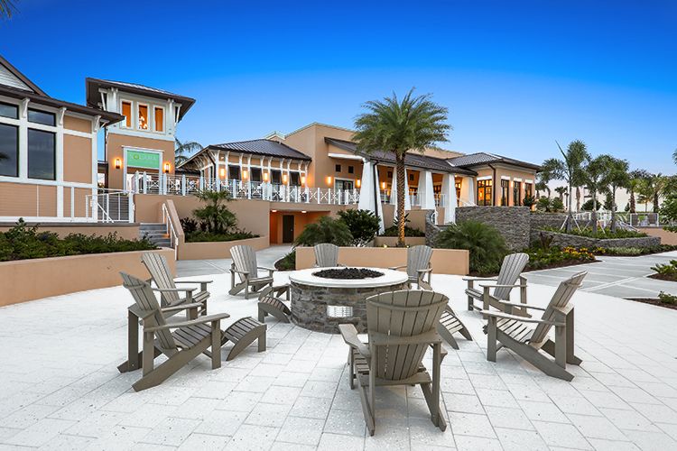 Located in Solara Resort, enjoy full access to all its top-tier amenities!
