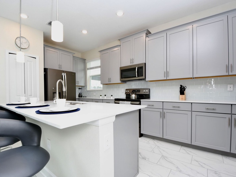 Our kitchens are fully equipped with all the appliances you need to prepare your meals for the day.