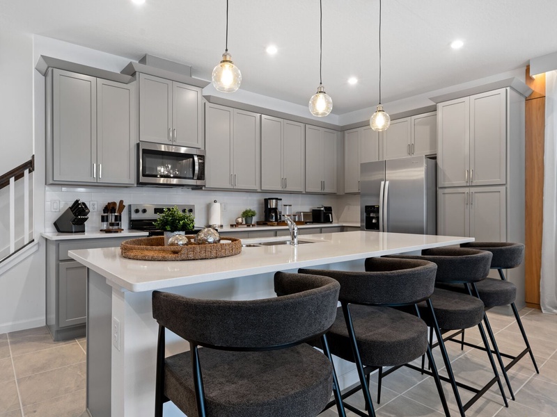 Prepare delicious meals in our fully-equipped new kitchen!