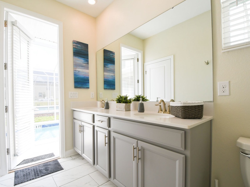 Beautiful, high-quality bathrooms