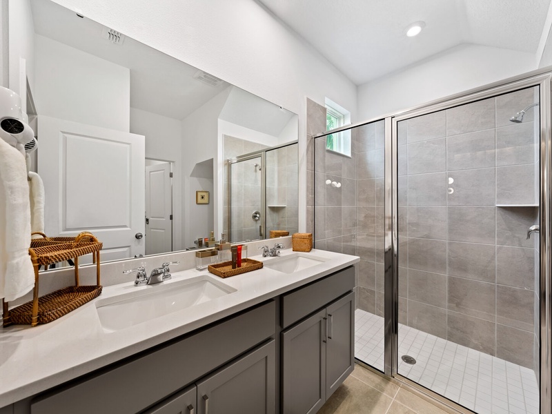 Beautiful high quality bathrooms.