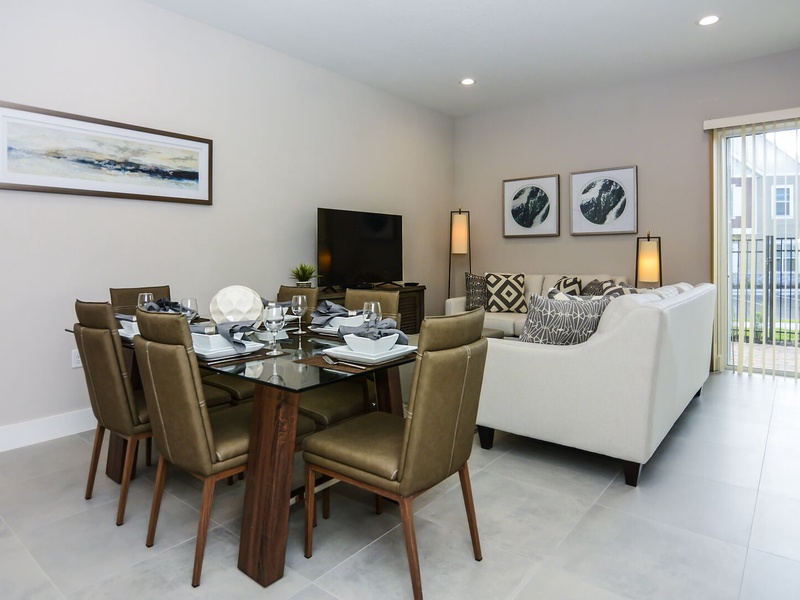 Spacious & Comfortable areas to enjoy with family!