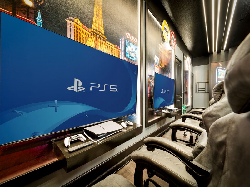 Enjoy gaming marathons or head-to-head challenges!