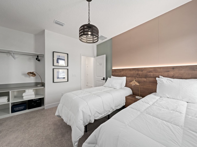 Rest in our high-quality beds after a long day at the parks or meetings, comfort you can count on!