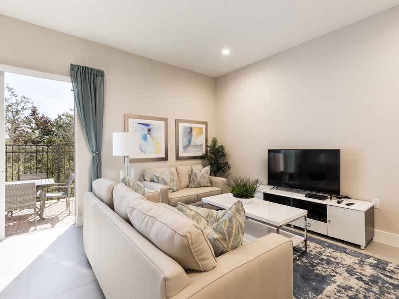 Spacious & Comfortable areas to enjoy with family!