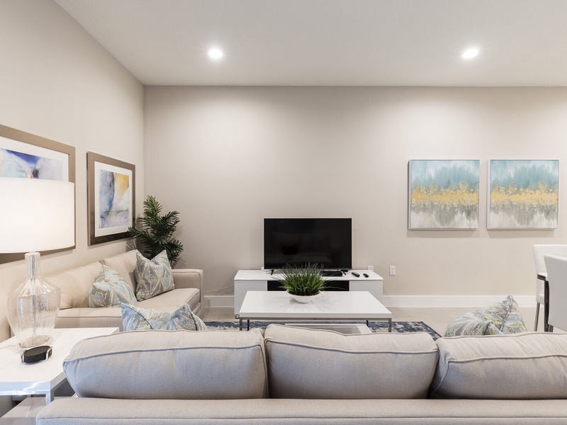 Spacious & Comfortable areas to enjoy with family!