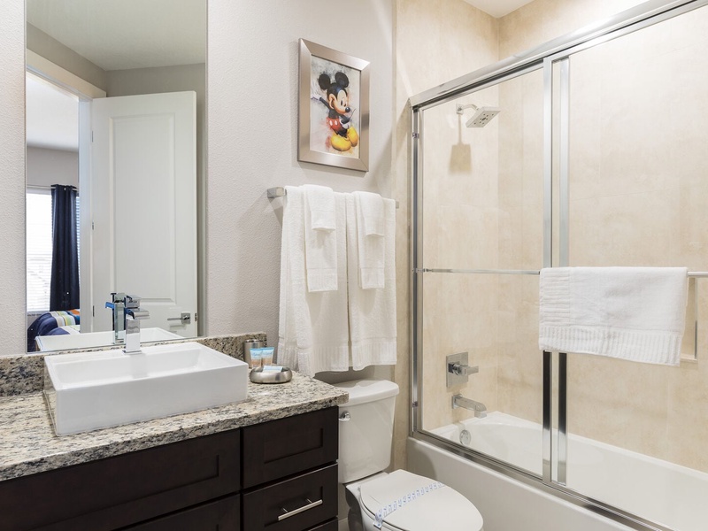 Beautiful high quality Bathrooms!