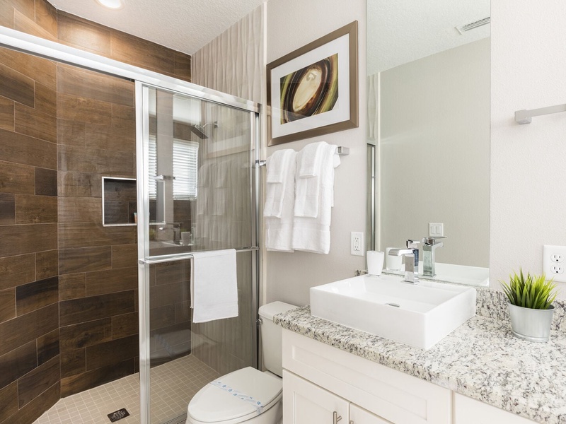 Beautiful high quality Bathrooms!