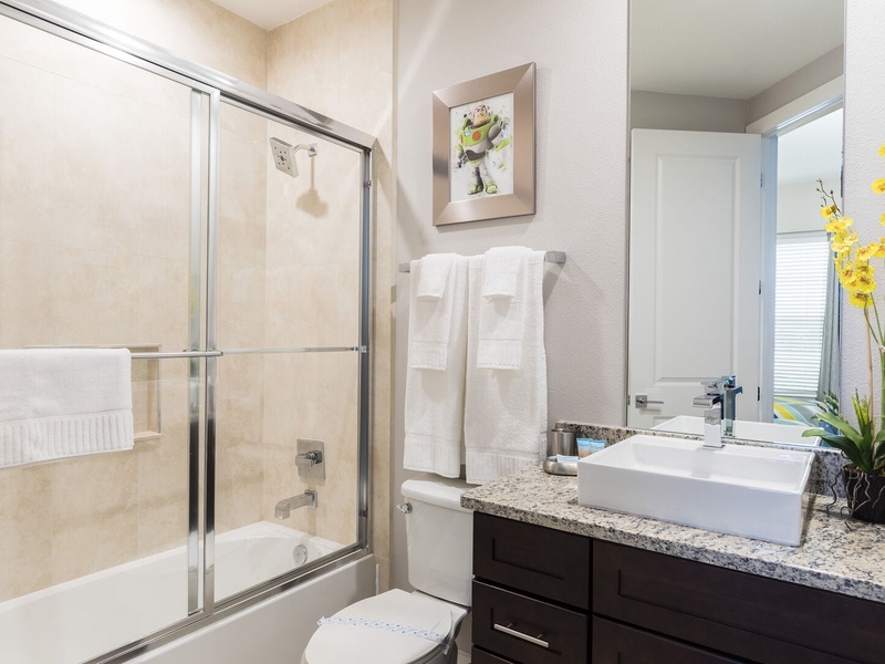 Beautiful high quality Bathrooms!