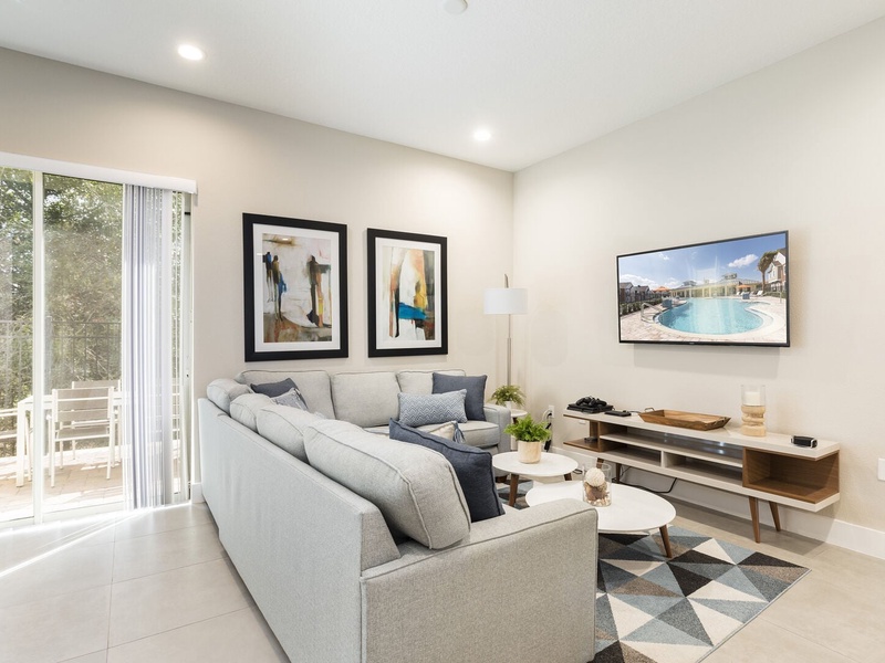 Spacious & Comfortable areas to enjoy with family!