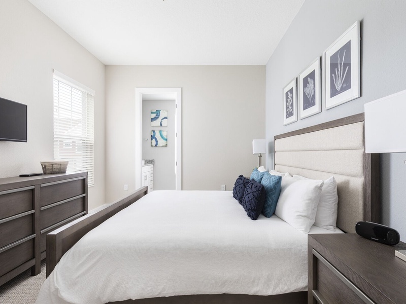 Rest in our High Quality beds, right after a long day in the parks!
