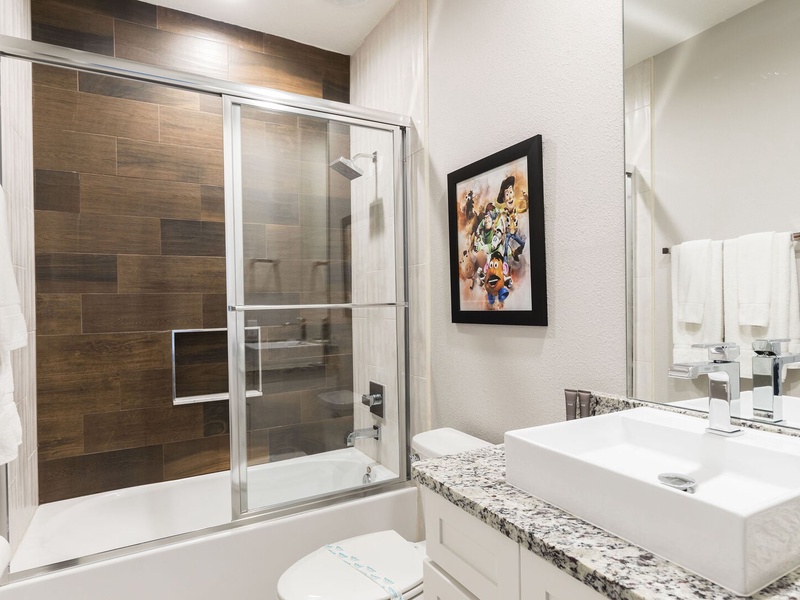 Beautiful high quality Bathrooms!