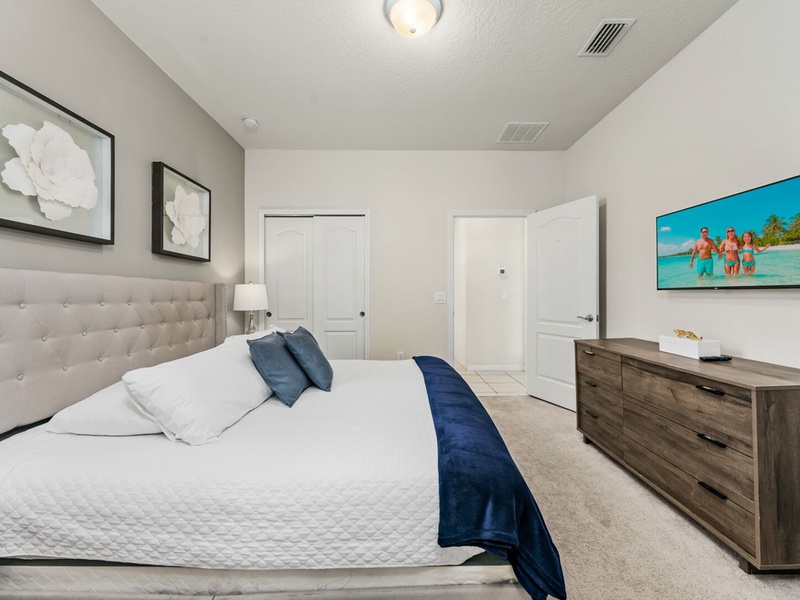 Each bedroom is equipped with its own TV, ensuring comfort for everyone.