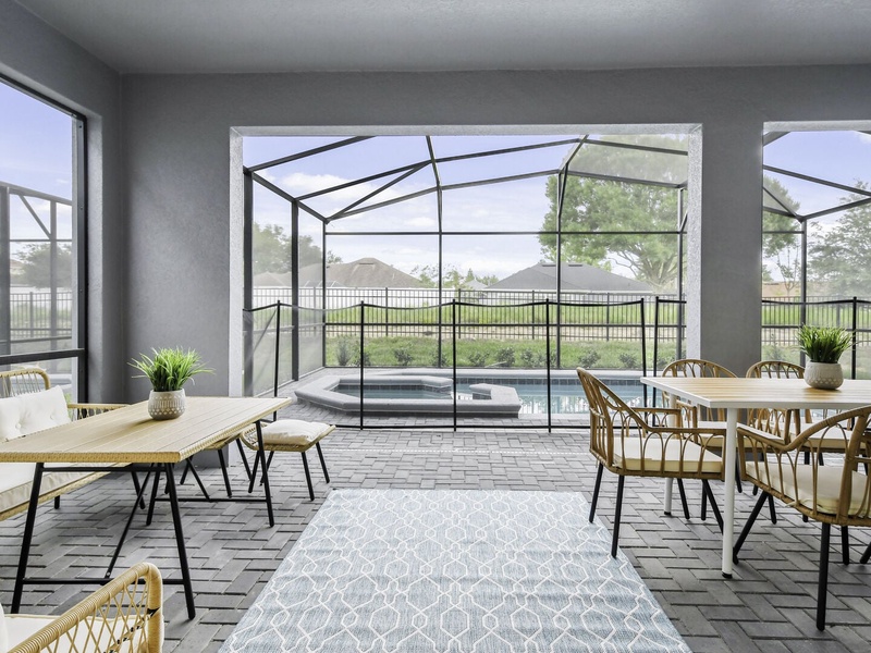 Enjoy a lovely evening outside by the pool!