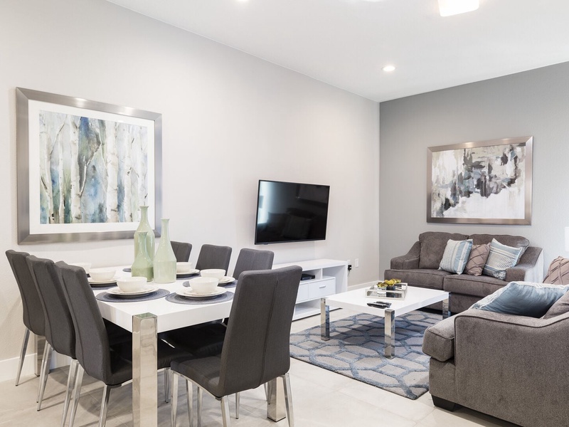 Spacious & Comfortable areas to enjoy with family!