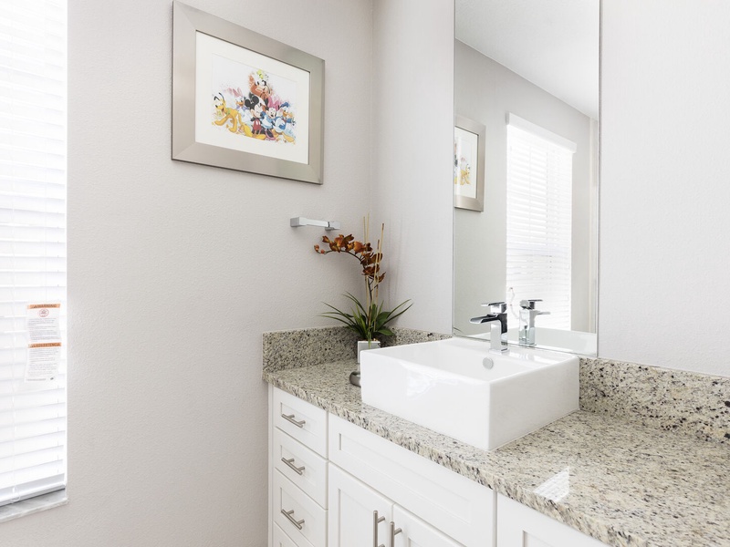 Beautiful high quality Bathrooms!