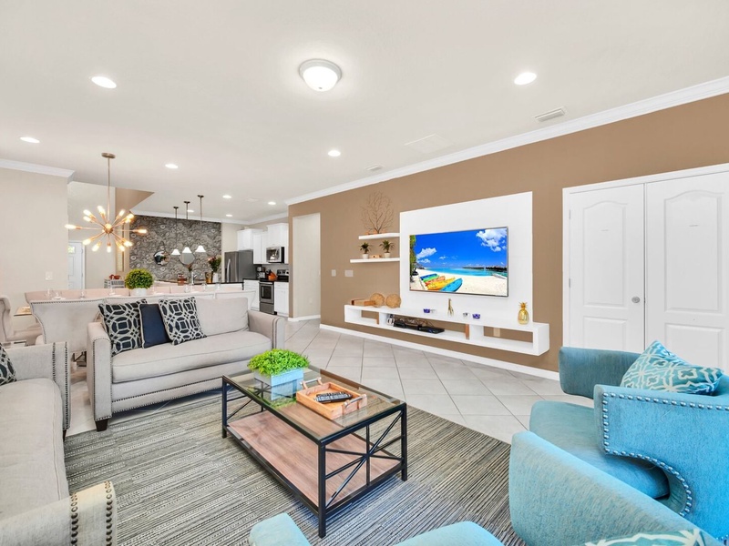 Spacious & Comfortable areas to enjoy with family!
