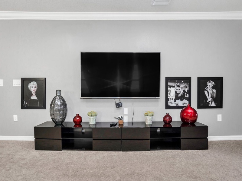 Spacious & Comfortable areas to enjoy with family!
