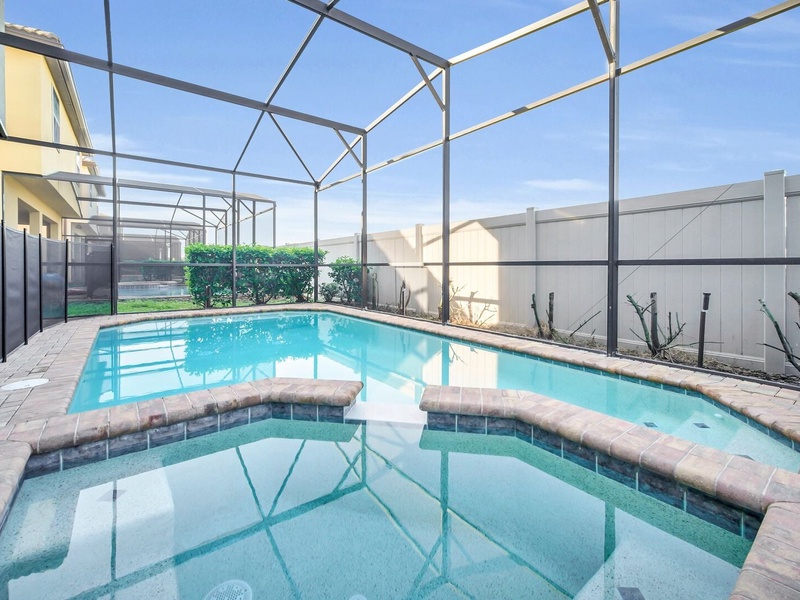 Taking the day off? Enjoy a sunny day in our private pool!