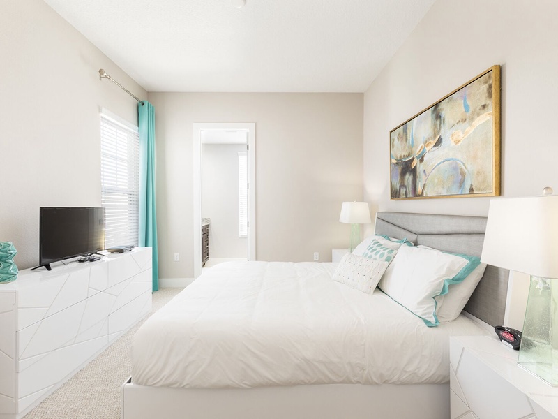 Rest in our High Quality beds, right after a long day in the parks!