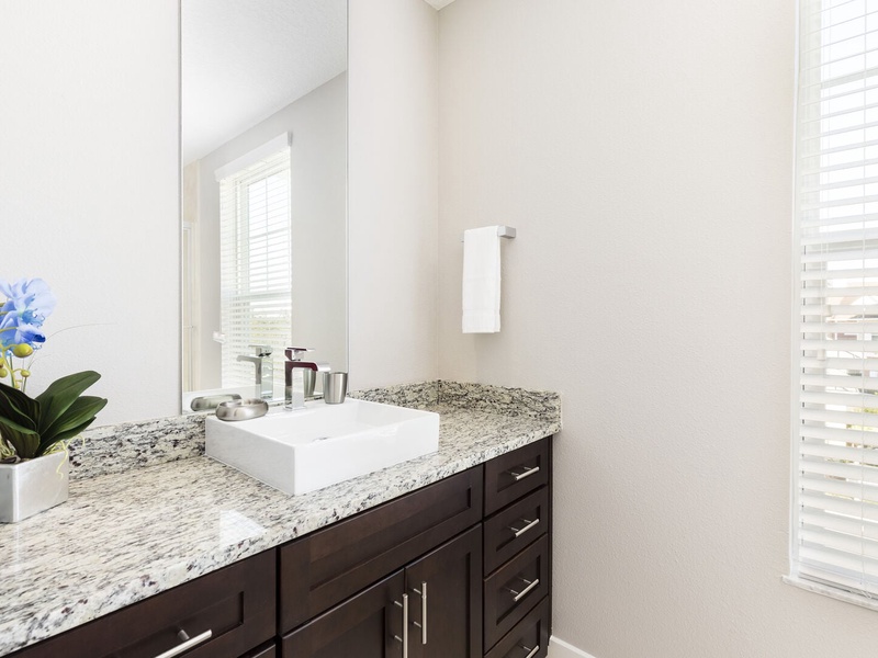 Beautiful high quality Bathrooms!