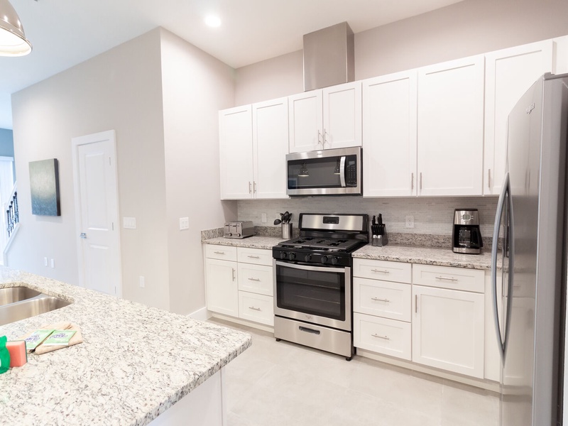 All Kitchen appliances available