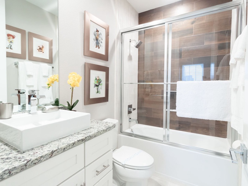 Beautiful high quality Bathrooms!