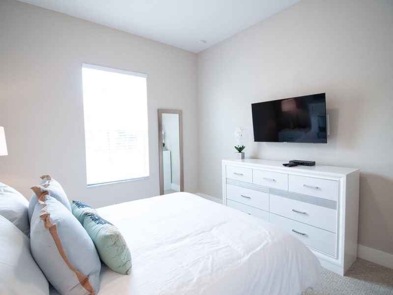 Rest in our High Quality beds, right after a long day in the parks!