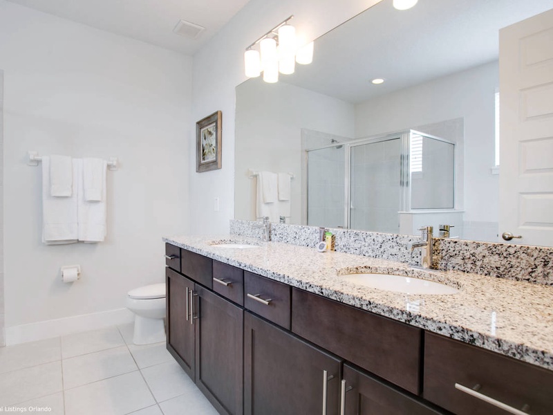Beautiful high quality Bathrooms!