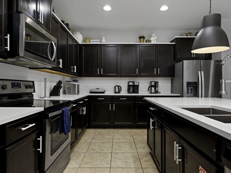 Our kitchens are fully equipped, with all the necessary appliances you need to prepare your meals for the day.