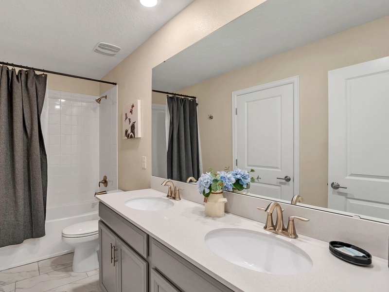 Beautiful high quality Bathrooms!