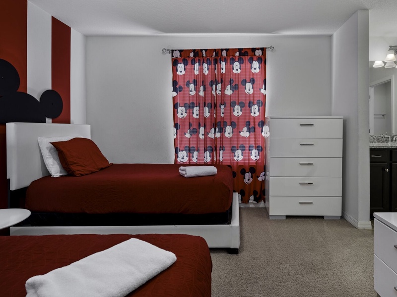 Rest in our high quality beds after a long day at the parks.
