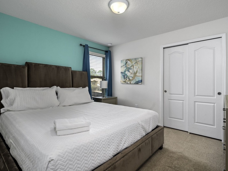 Rest in our high quality beds after a long day at the parks.