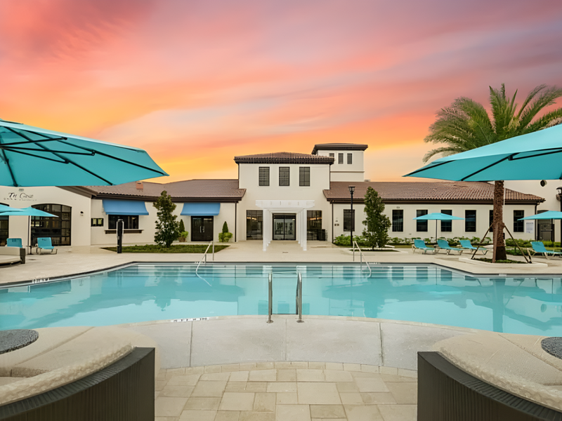 Let your children enjoy at the splash pad while you relax and sun bathe by the pool!