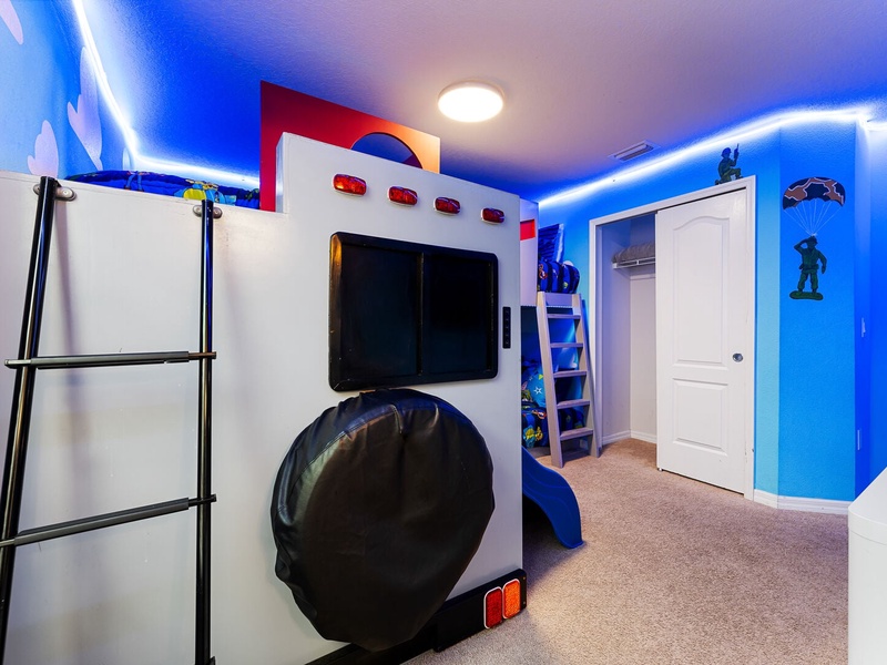 The Toy Story-themed room features two bunk beds, comfortably accommodating up to 8 guests, making it the perfect space for kids.