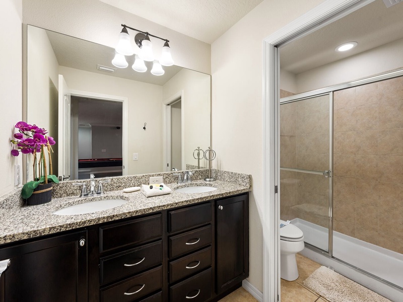 Full shared bathroom.