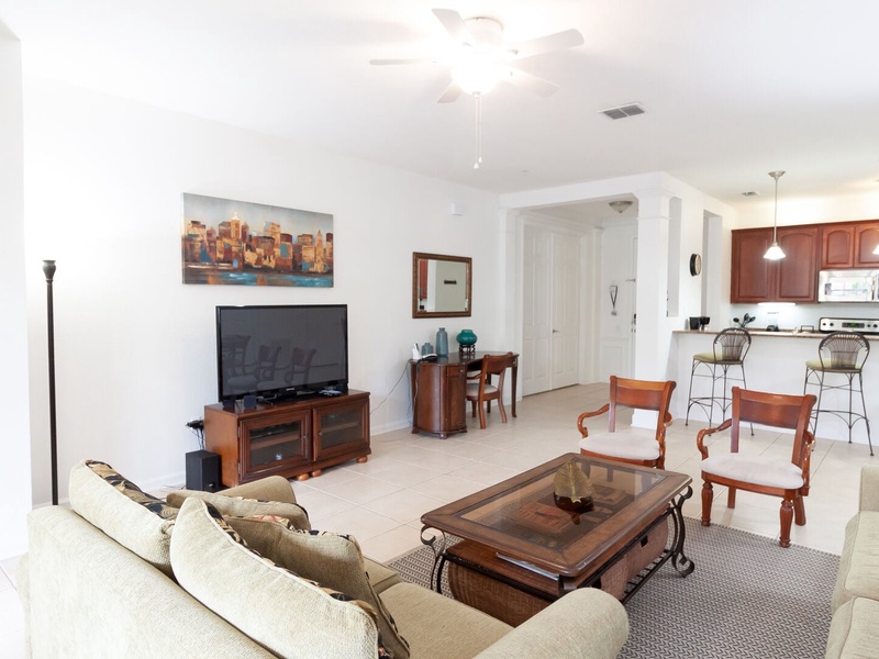 Spacious & Comfortable areas to enjoy with family!