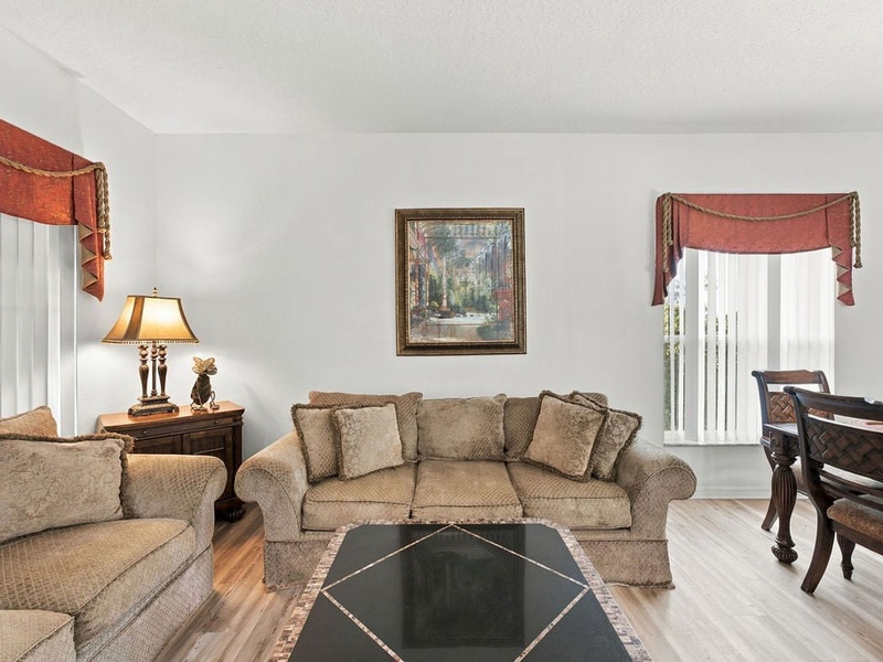 Comfortable spaces made for long conversations and unforgettable vacation moments.