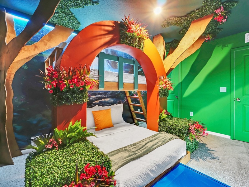 This immersive Avatar-themed bedroom features vibrant jungle décor, glowing details, and a one-of-a-kind fantasy atmosphere.