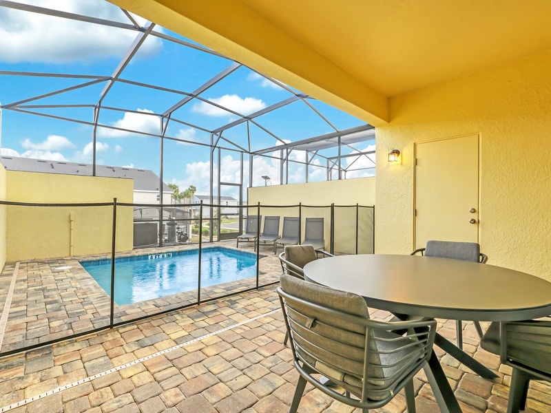 Soak up the Florida sunshine!
