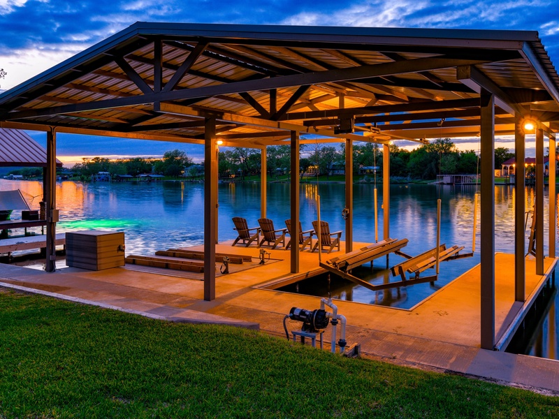 Kingsland Vacation Rentals in Lake LBJ, TX