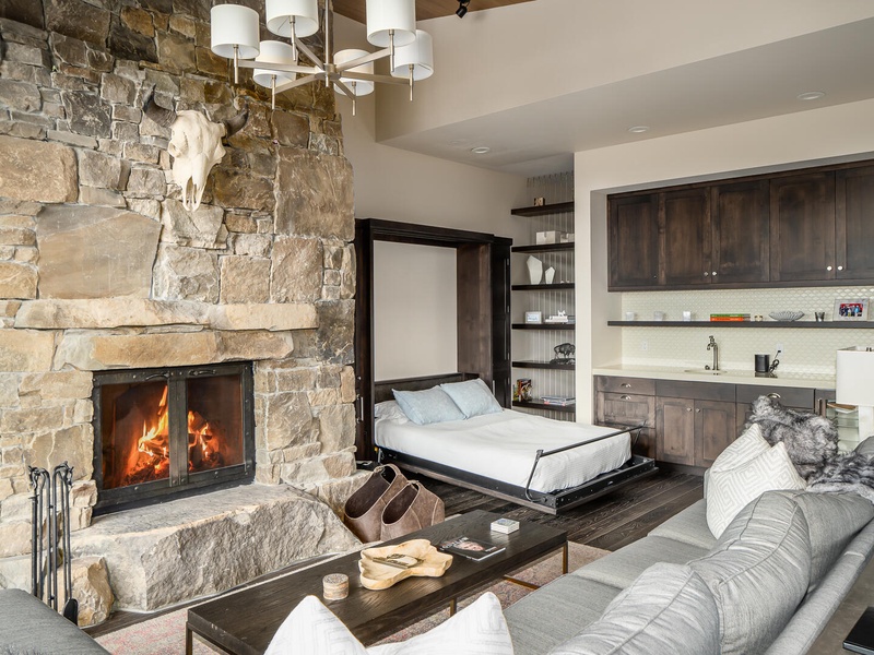 4B Lodgeside