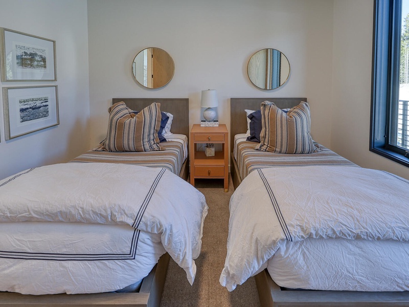 234 LakeLodge