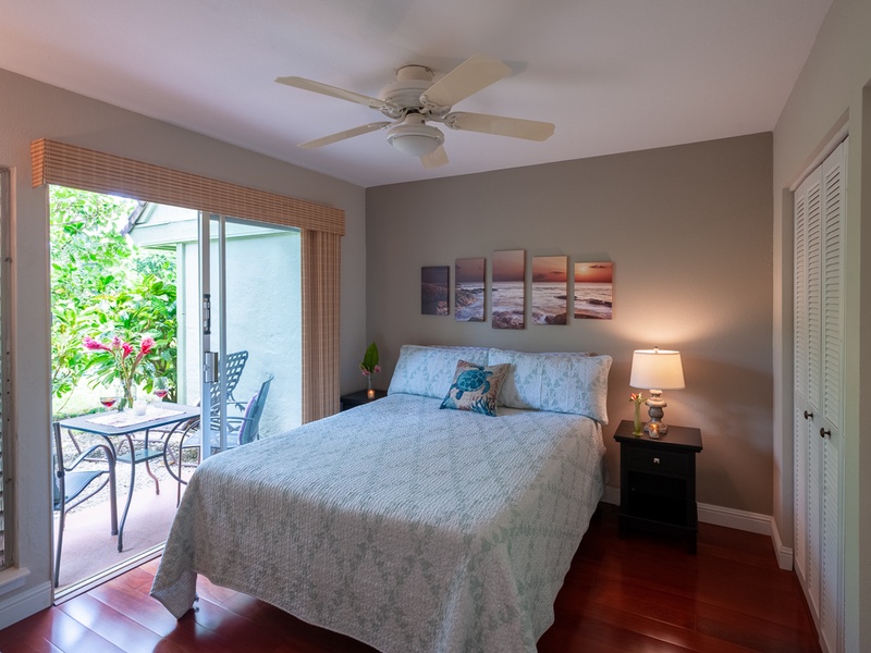 Kauai vacation rentals Puamana 25B downstairs bedroom