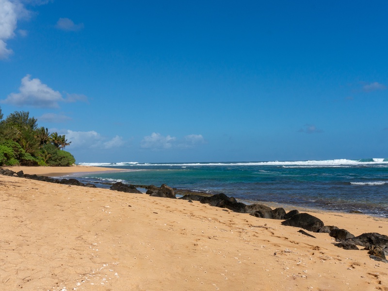 Hanalei Colony Resort beachfront on Kauai north shore