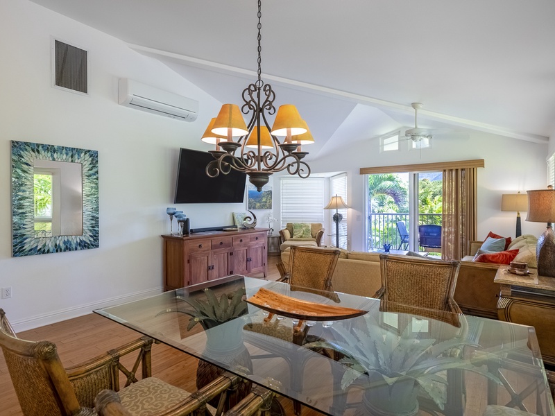 Settle around the dining table and enjoy a nice dinner with your whole group, or set up a board game tournament on rainy afternoons spent indoors!