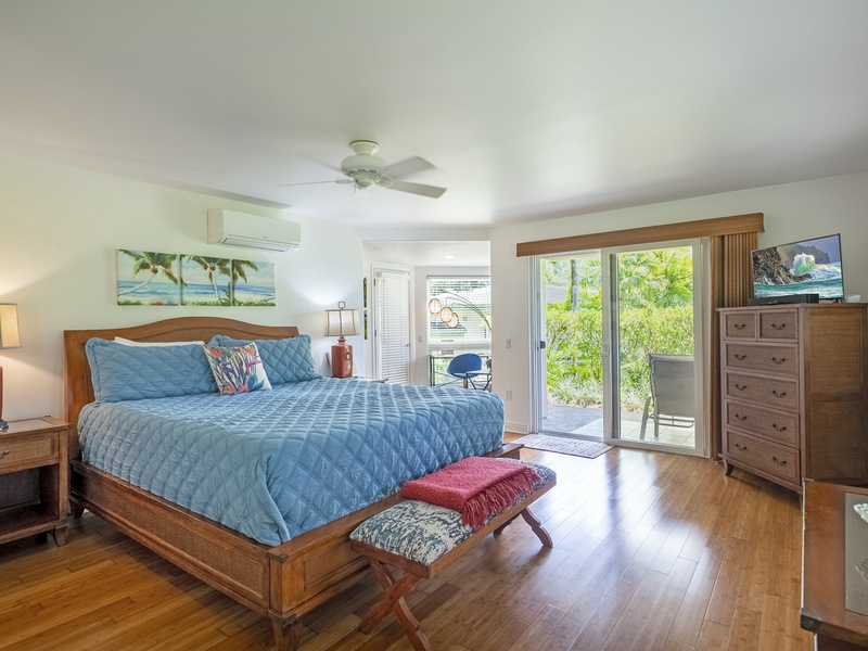 The grand master suite also has its own private lanai, which is the perfect spot for enjoying a peaceful sunrise, or curling up with a book on a quiet afternoon.